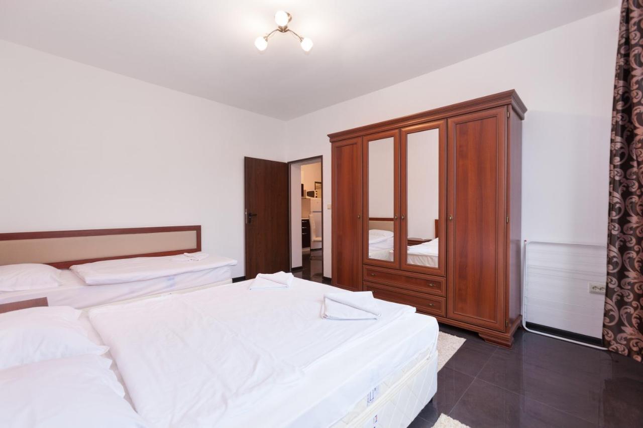 Central Beach Guest Rooms Burgas Exterior photo