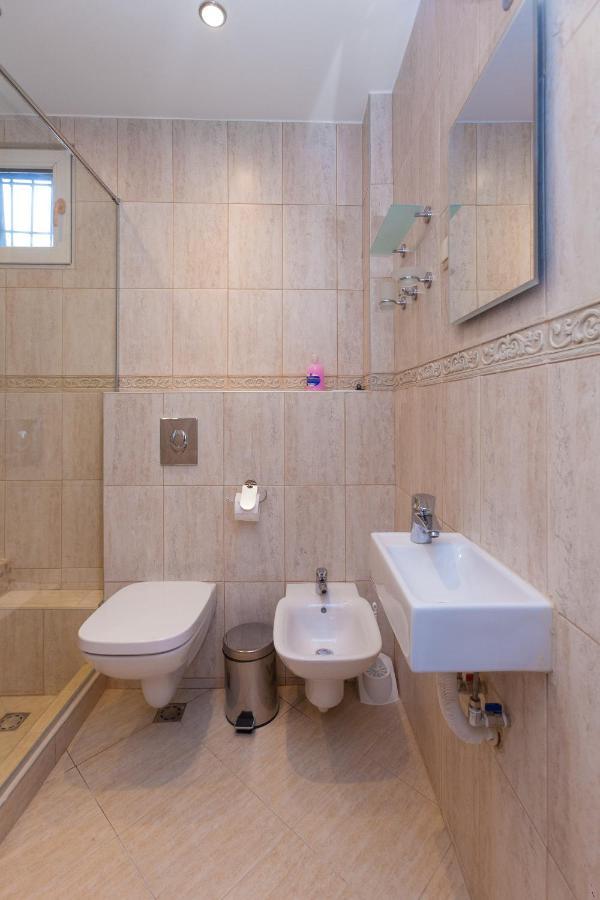 Central Beach Guest Rooms Burgas Exterior photo